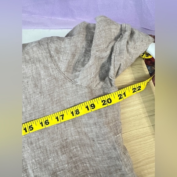 NEW TAHARI Women’s Linen Long Sleeve Collared Tunic Top in Taupe Sz M - Picture 7 of 9